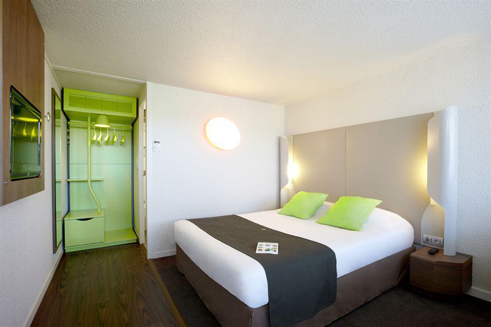 Campanile Clermont Ferrand - Le Brezet Hotel Luaran gambar